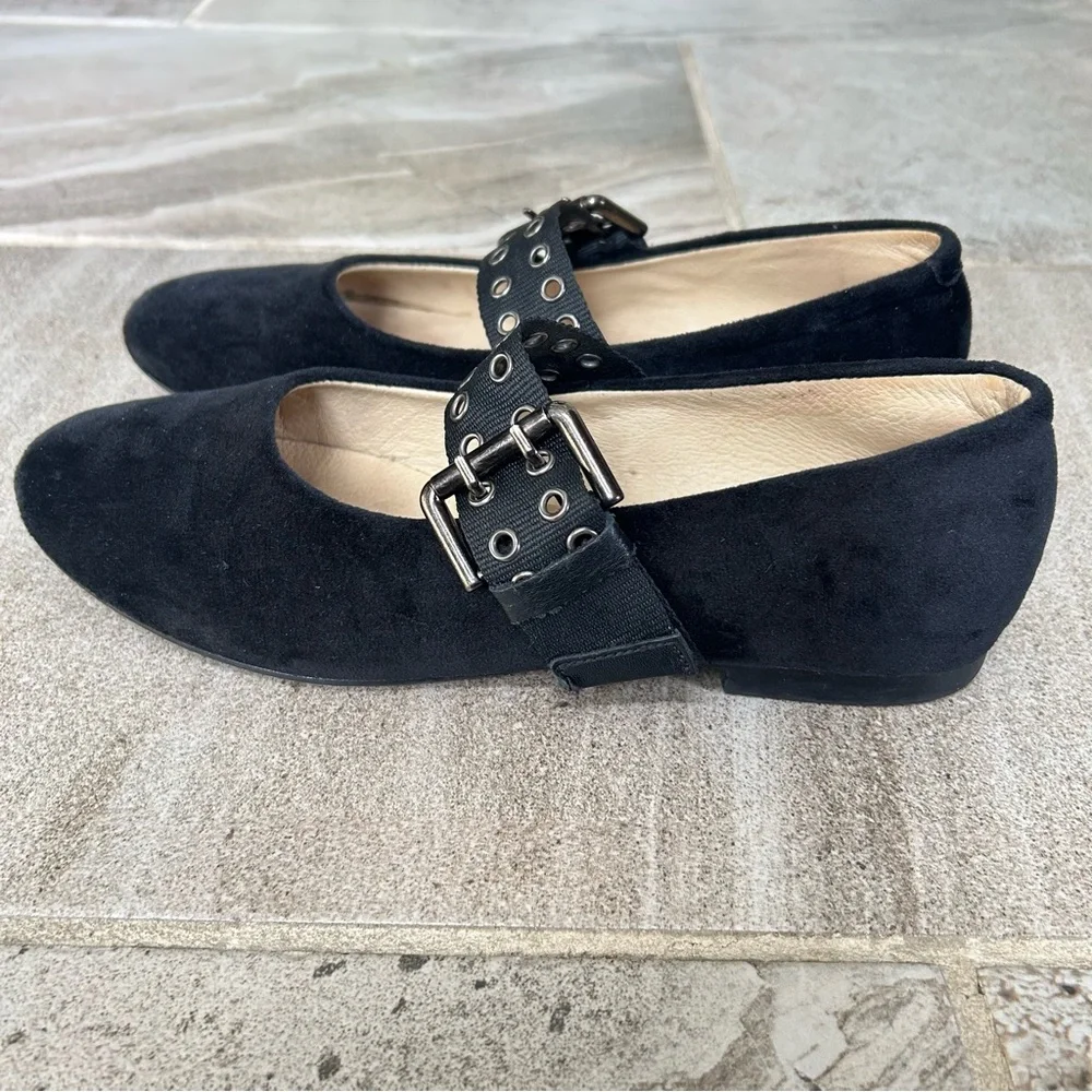 Blublonc Black Velvet Mary Jane Flats, Oversized Strap Detail Size 37 EU/ 6 US